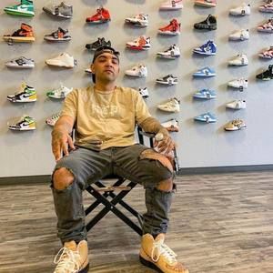 Meet your Posher, Corey-devin